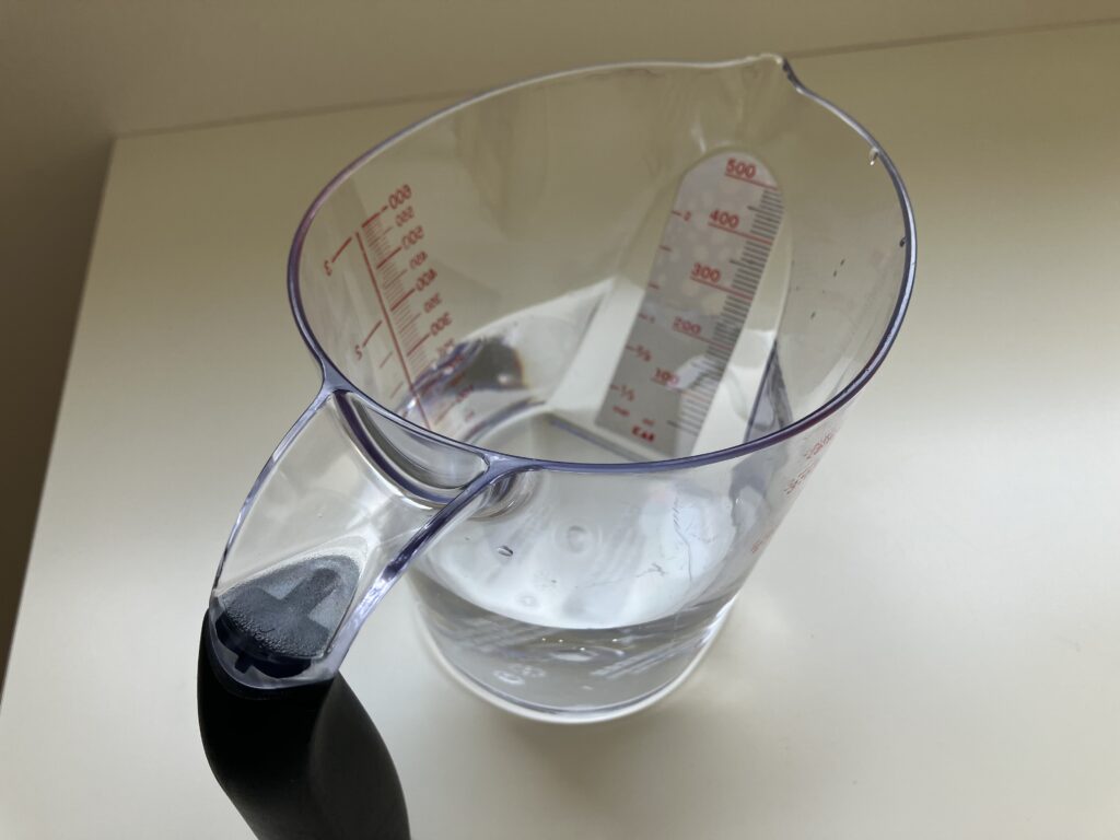 水